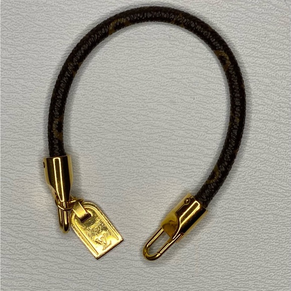 Louis Vuitton LV Monogram Brasserie Rack It Gold Tone Bracelet - Picture 2 of 6